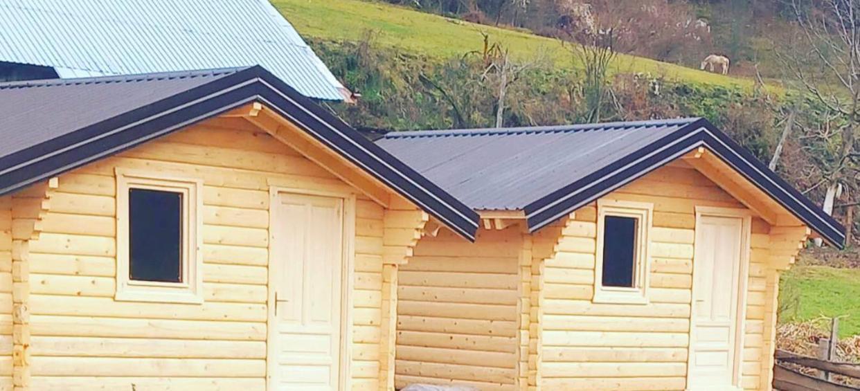 Dedushi Guesthouse &Wood Cabins-Camping Place Gusinje Exterior foto