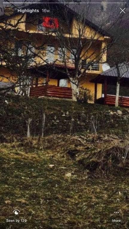 Dedushi Guesthouse &Wood Cabins-Camping Place Gusinje Exterior foto