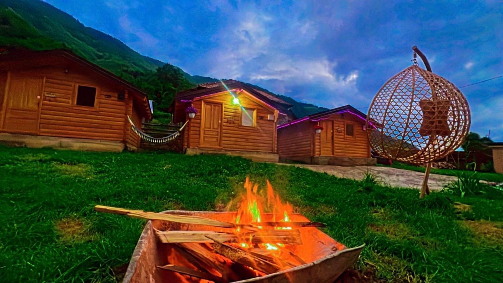 Dedushi Guesthouse &Wood Cabins-Camping Place Gusinje Exterior foto